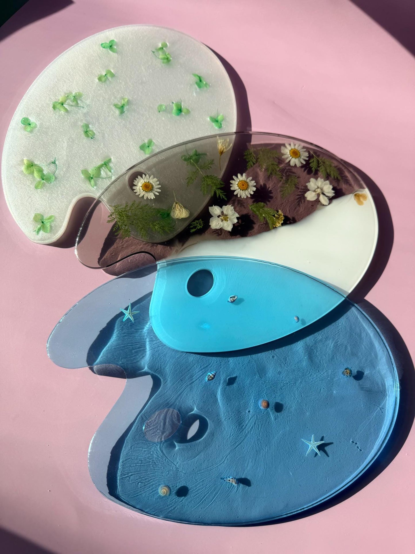 Custom Resin Paint Palette with Pressed Flowers & Seashells: Unique Artist Gift